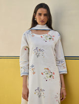 Kera Floral Embroidered Kurta Set
- Ivory