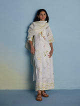 Para Hand-Embroidered Linen Kurta Set - White