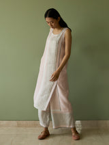 Yara Sleeveless Border Linen Kurta - Blush