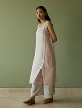Yara Sleeveless Border Linen Kurta - Blush