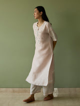 Vira Hand-Emboidered Linen Kurta - Blush