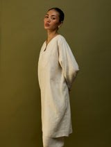 Etsu Yoke Linen Kurta - Off White