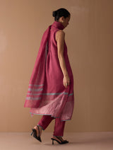 Noor Sleeveless Kurta Set - Metallic Crimson