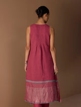 Noor Sleeveless Kurta Set - Metallic Crimson