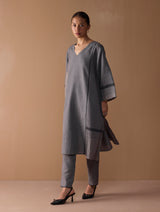 Marwa Metallic Linen Panelled Kurta - Metallic Grey