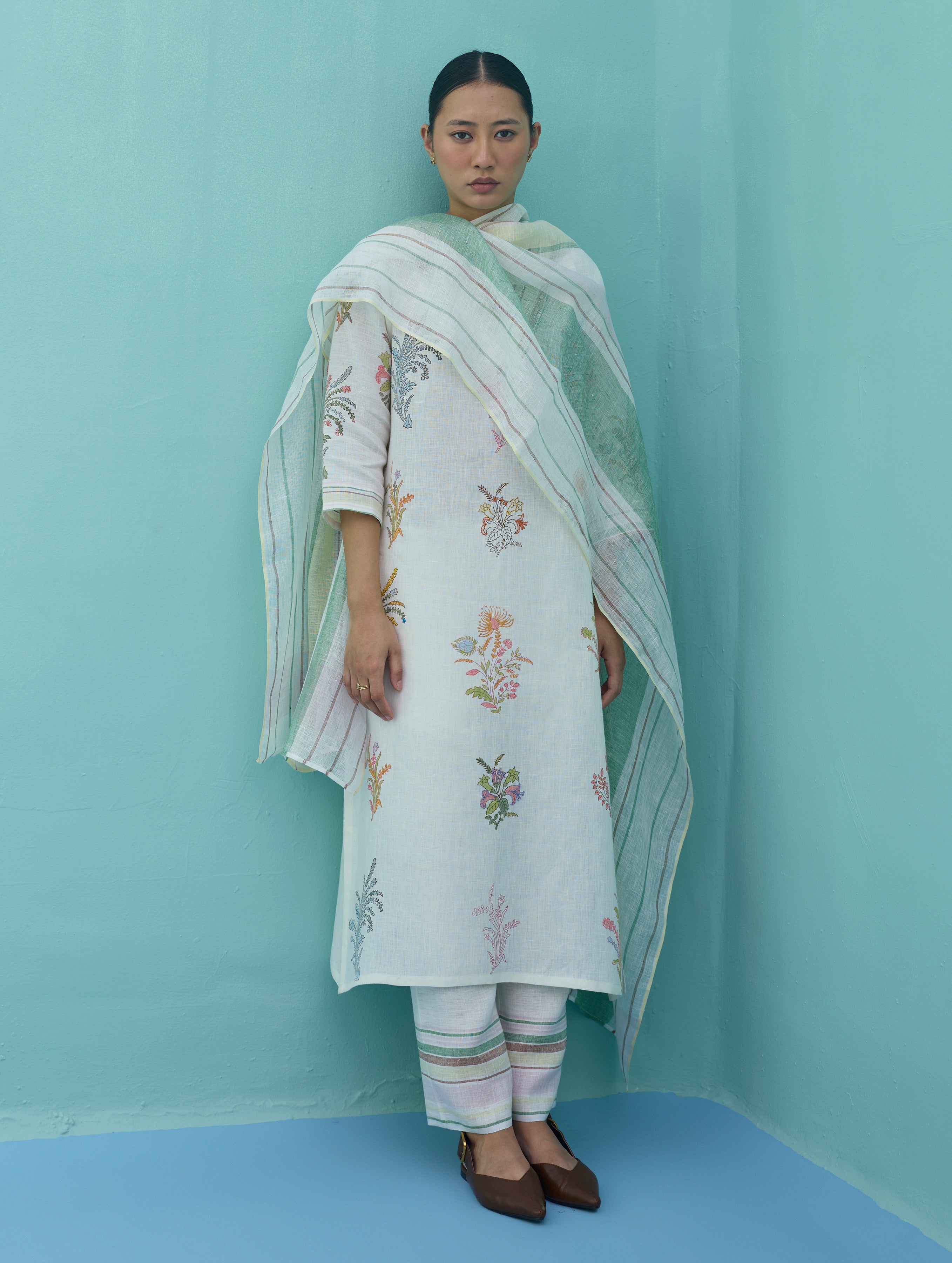 Zura Floral Block-Printed Embroidered Kurta Set - Ivory