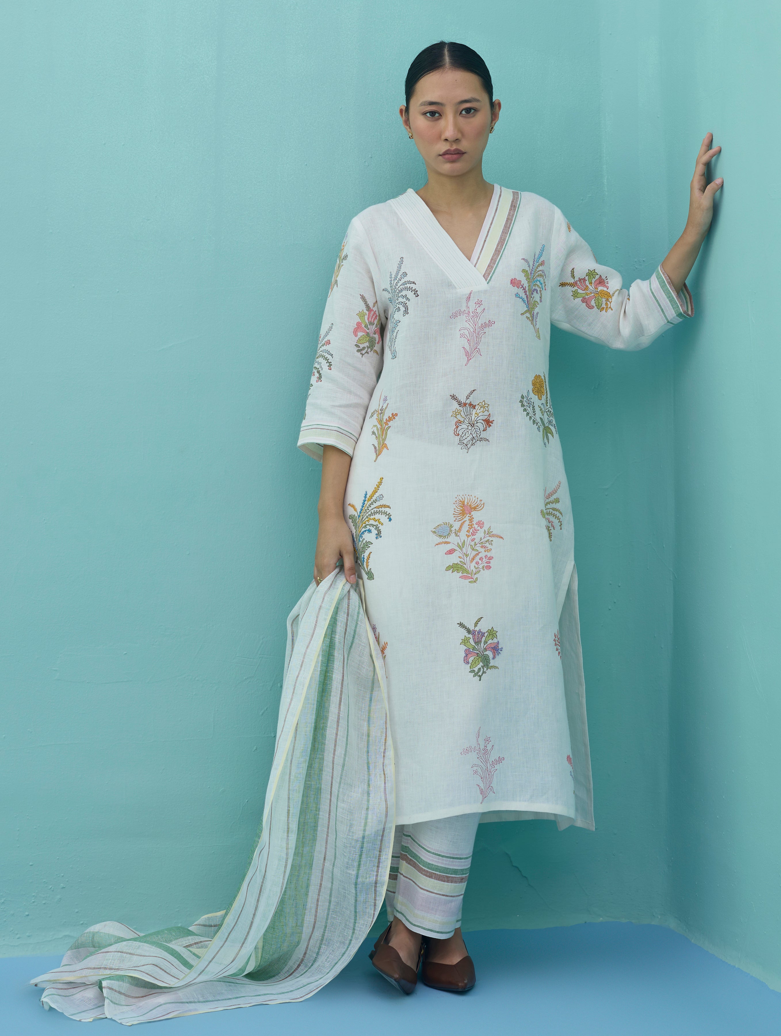 Zura Floral Block-Printed Embroidered Kurta - Ivory