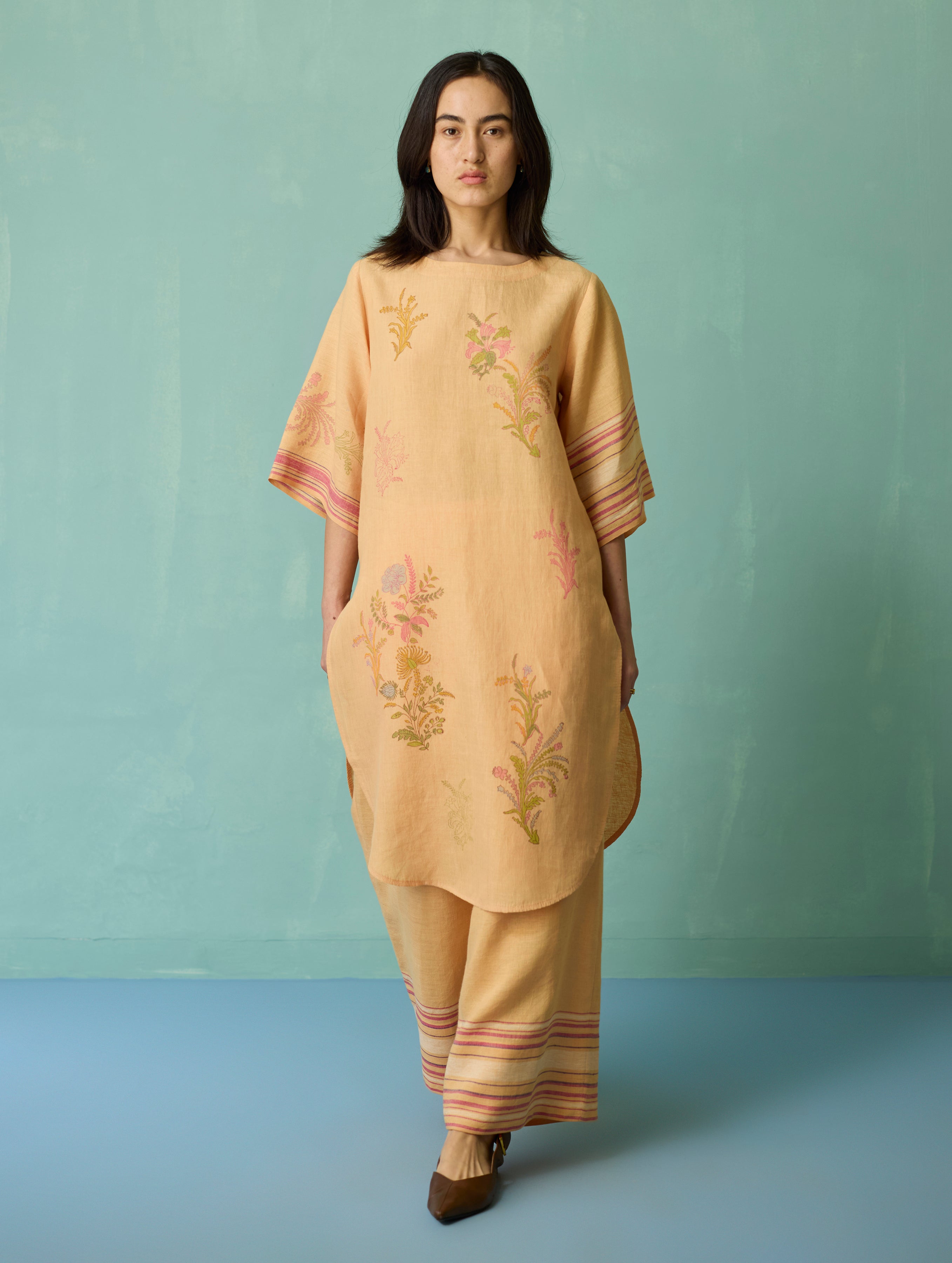 Nami Floral Block-Printed Curved Hem Kurta Set - Apricot