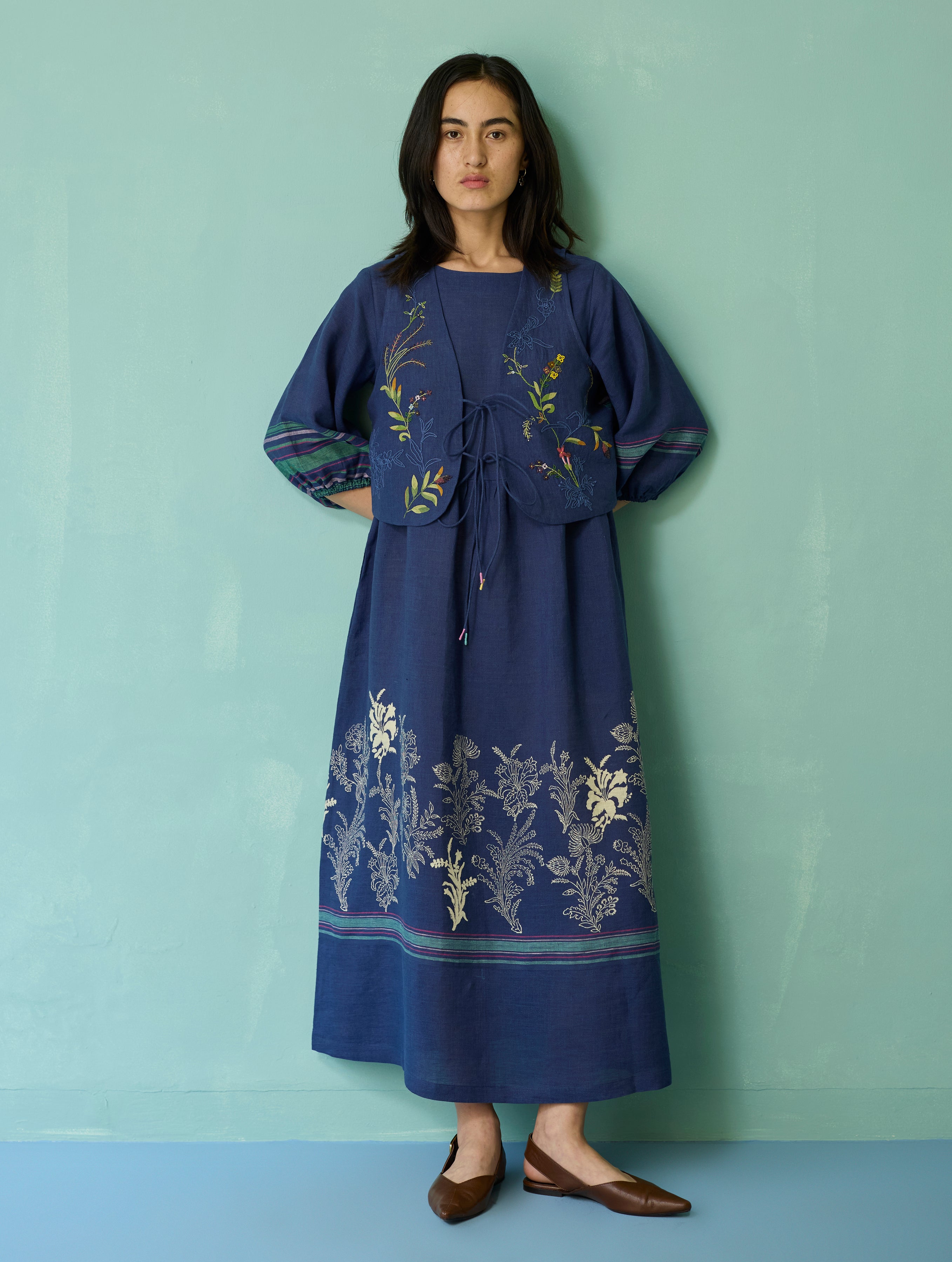 Ora Block-Printed Floral Linen Co-ord Set - Indigo