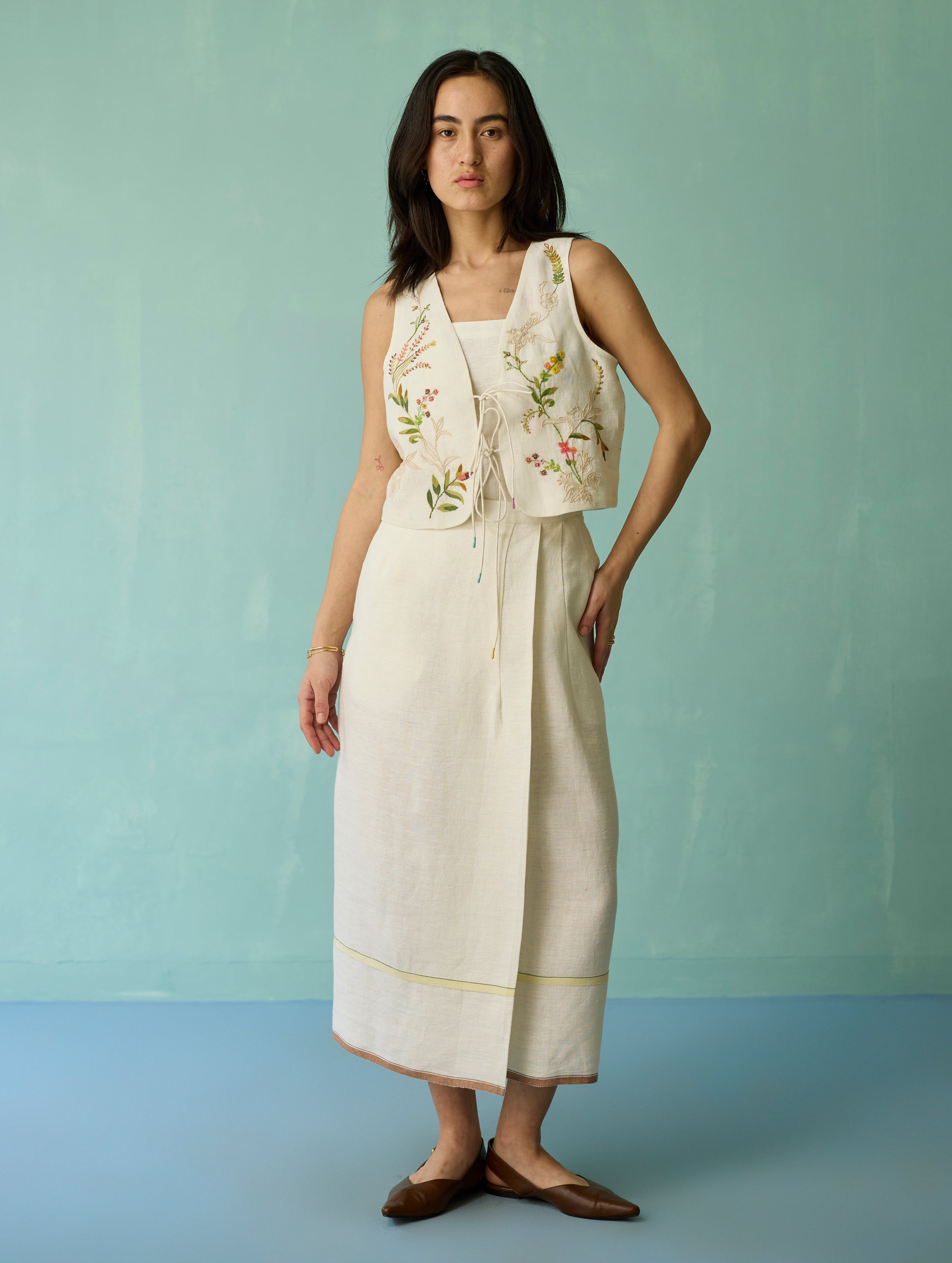Eon Hand-Embroidered Floral Vest Co-ord Set - Ivory