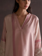 Zumi Hand-Embroidered Kurta - Blush