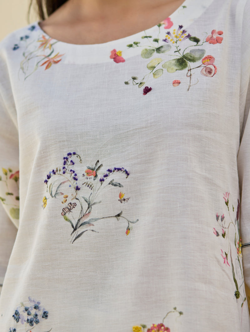 Kera Floral Hand-Embroidered Kurta - Ivory