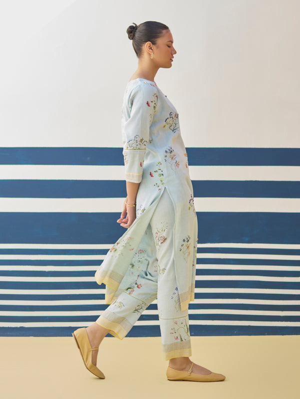 Kera Floral Hand-Embroidered Kurta - Sky