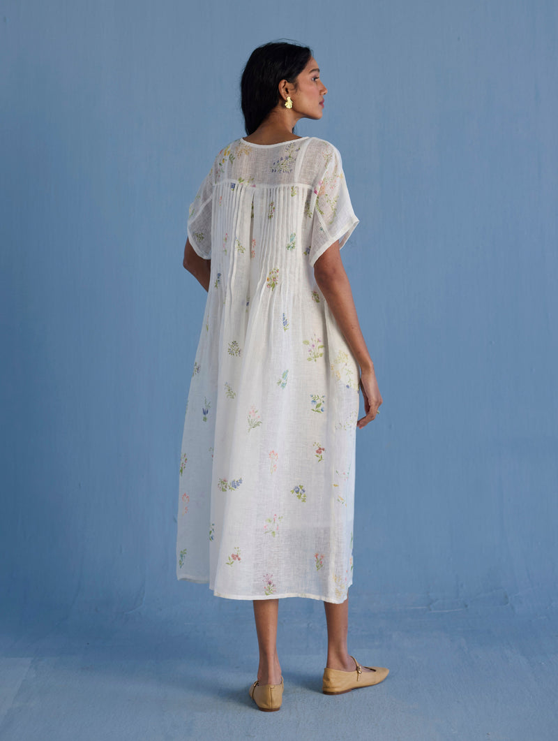 Rasa Floral Printed Sheer Linen Dress - White XL/XXL Rasa Floral Printed Sheer Linen Dress - White XL/XXL