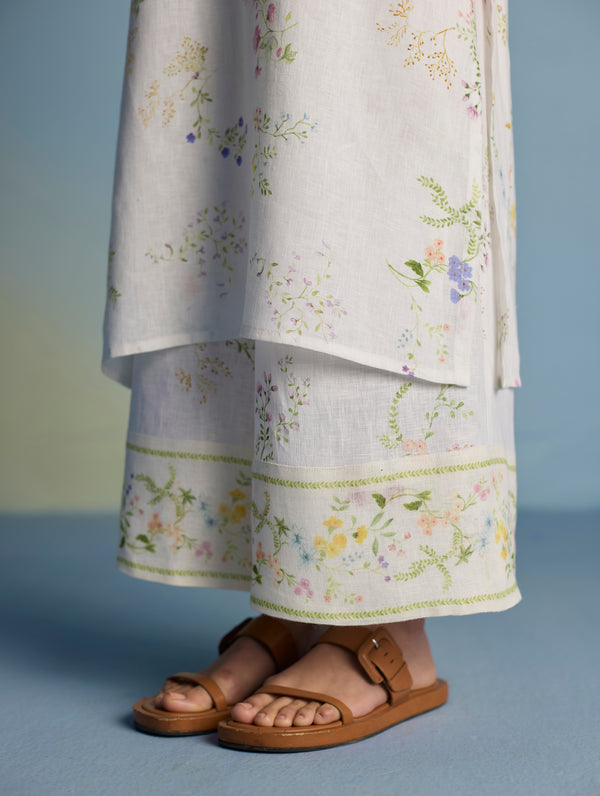 Para Hand-Embroidered Linen Kurta Set  - White