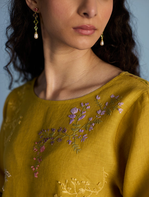 Emra Hand-Embroidered Linen Kurta - Mustard