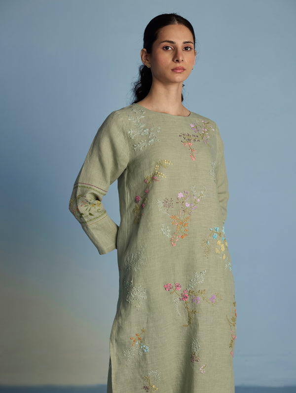 Emra Hand-Embroidered Linen Kurta - Mint