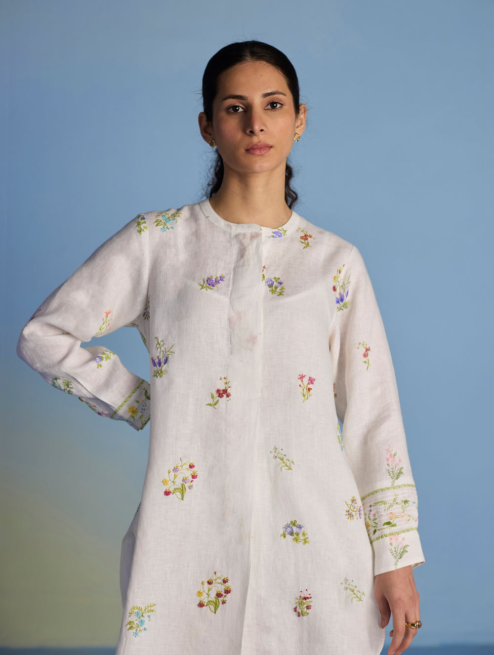 Anya Hand-Embroidered Floral Linen Co-ord Set - White
