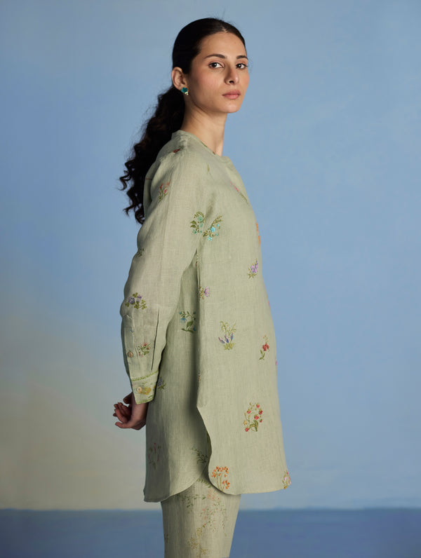 Anya Hand-Embroidered Floral Linen Kurta - Mint