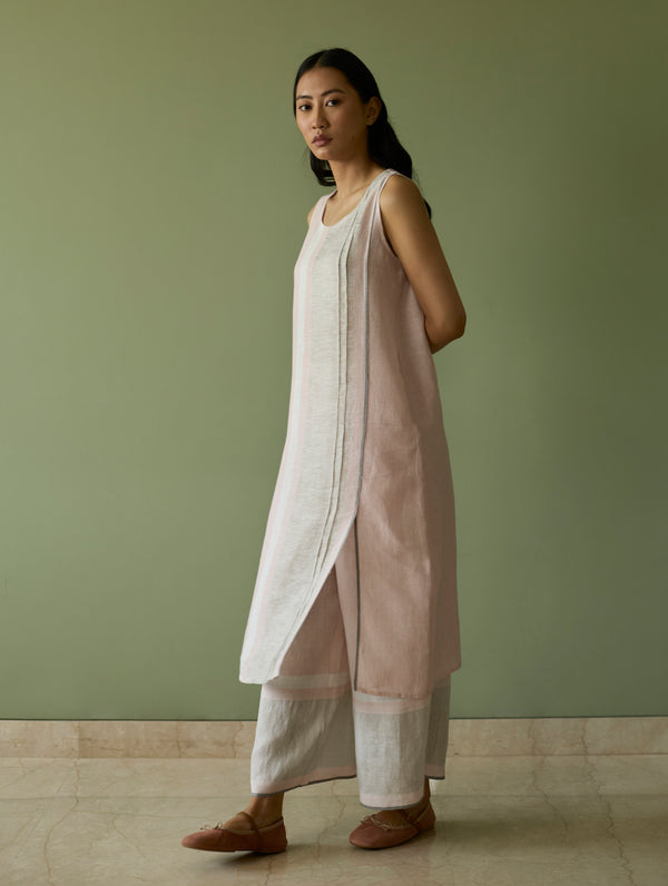 Yara Sleeveless Border Linen Kurta - Blush