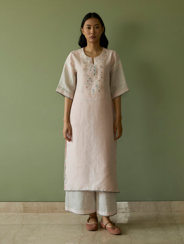 Vira Hand-Emboidered Linen Kurta - Blush