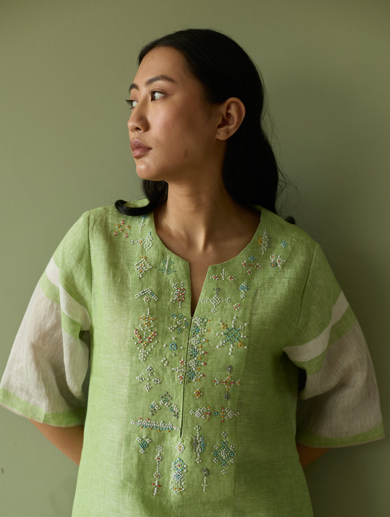 Vira Hand-Emboidered Linen Kurta - Meadow