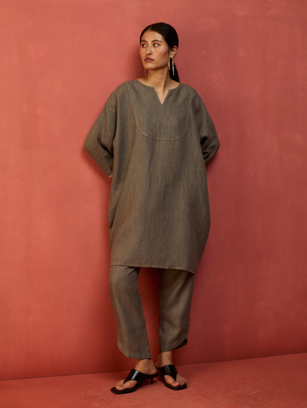 Etsu Yoke Linen Kurta - Grey