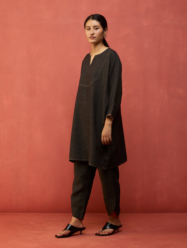 Etsu Yoke Linen Kurta Set - Charcoal