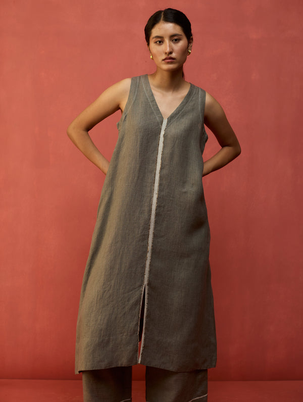 Rohe Sleeveless Linen Kurta Set - Grey