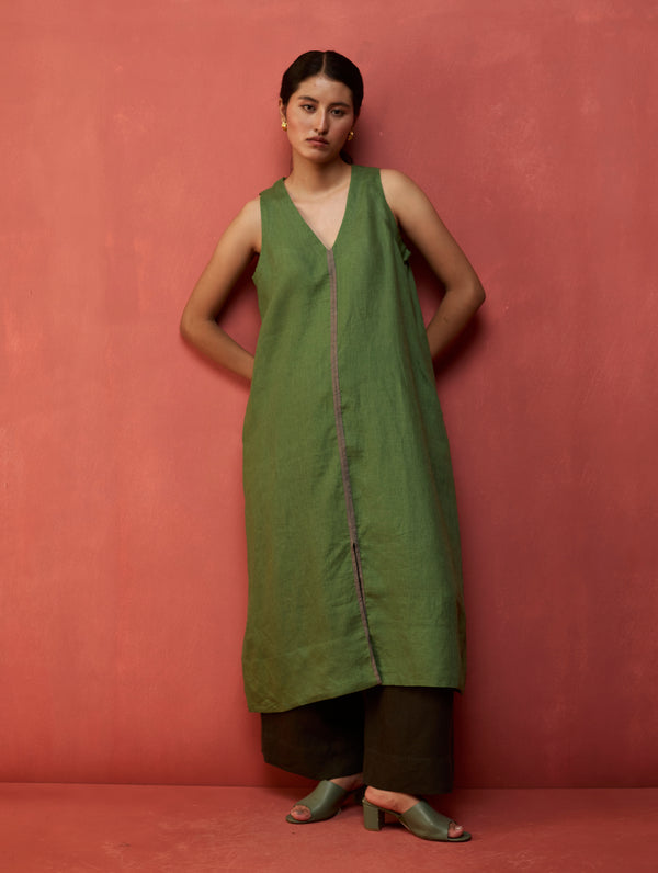 Rohe Sleeveless Linen Kurta Set - Fern Green