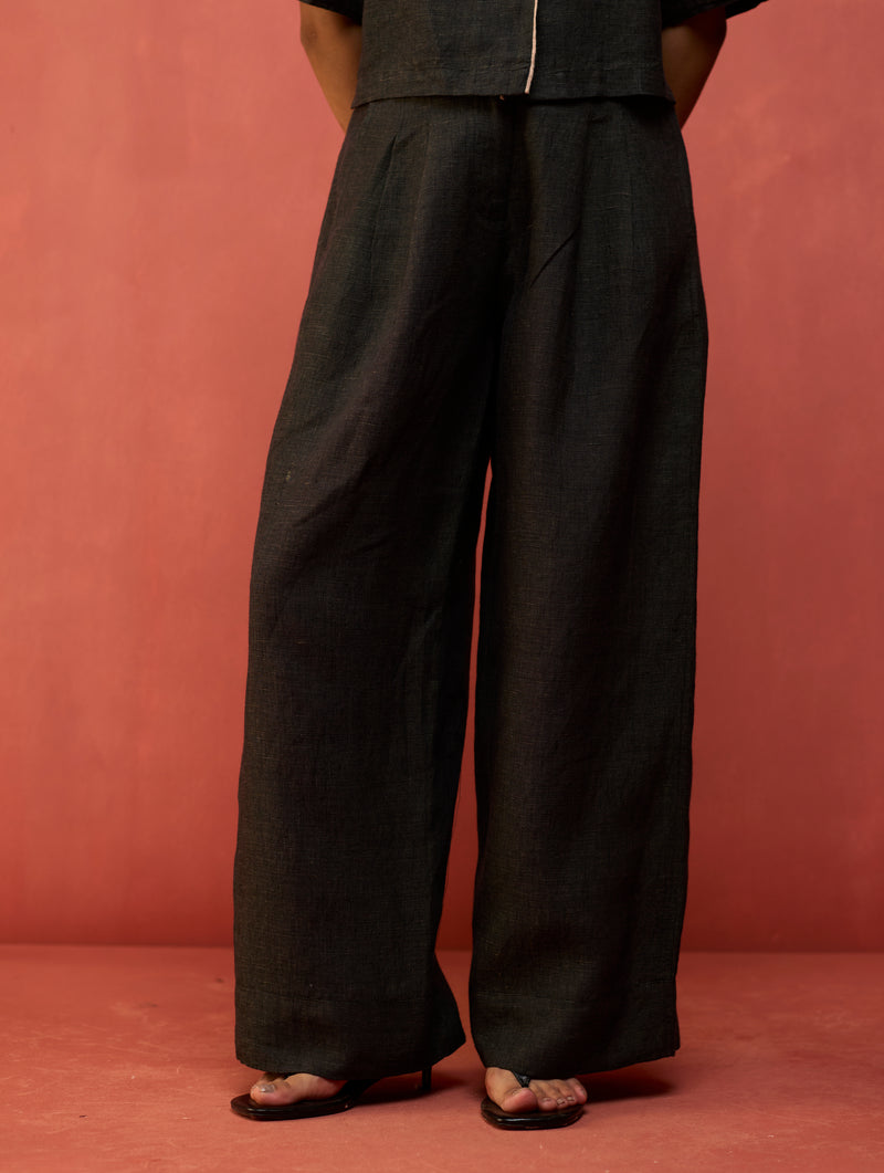 Rohe Sleeveless Linen Kurta Set - Charcoal