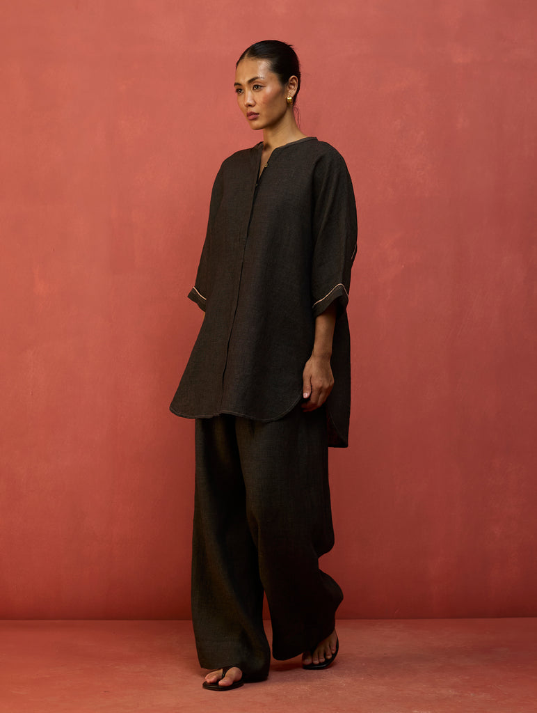 Sumire Curved Hem Linen Top - Charcoal