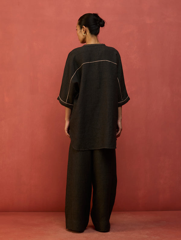 Sumire Curved Hem Linen Top - Charcoal