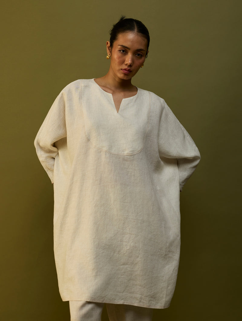 Etsu Yoke Linen Kurta - Off White