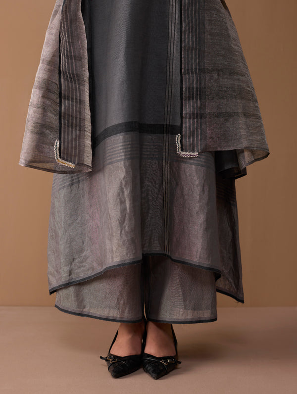 Mahra Hand-Embroidered Linen Kurta Set - Metallic Grey