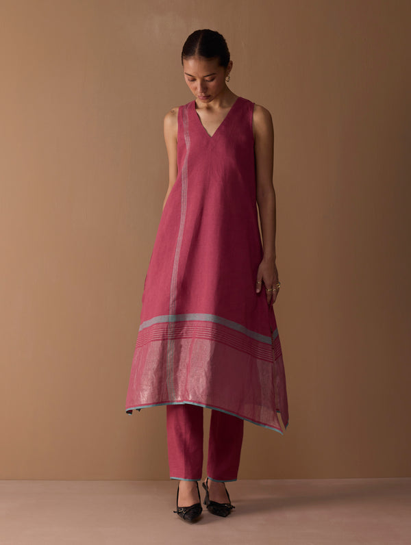 Noor Sleeveless Kurta - Metallic Crimson