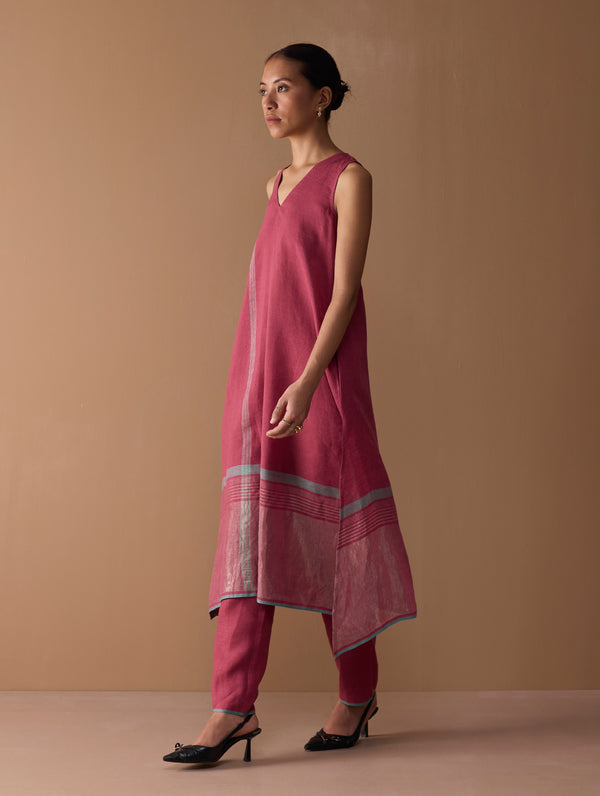 Noor Sleeveless Kurta - Metallic Crimson