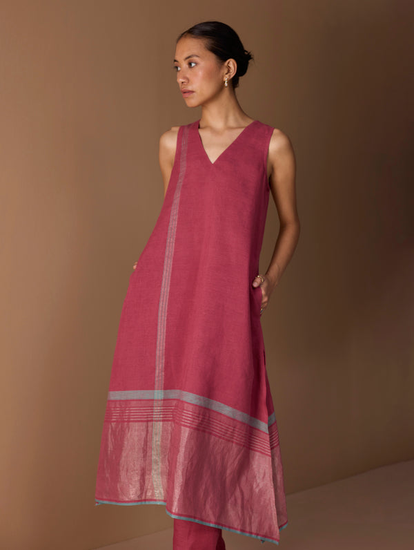 Noor Sleeveless Kurta - Metallic Crimson