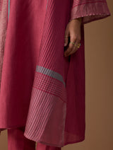 Marwa Metallic Linen Panelled Kurta Set - Metallic Crimson