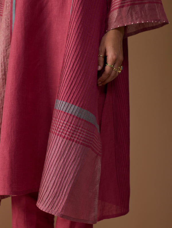 Marwa Metallic Linen Panelled Kurta - Metallic Crimson