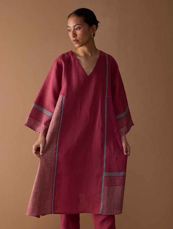 Marwa Metallic Linen Panelled Kurta Set - Metallic Crimson