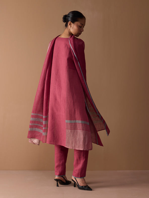 Marwa Metallic Linen Panelled Kurta Set - Metallic Crimson