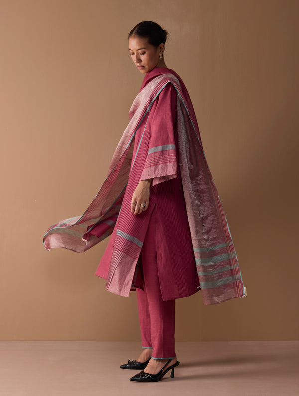 Baro Metallic Linen Stripe Dupatta - Metallic Crimson