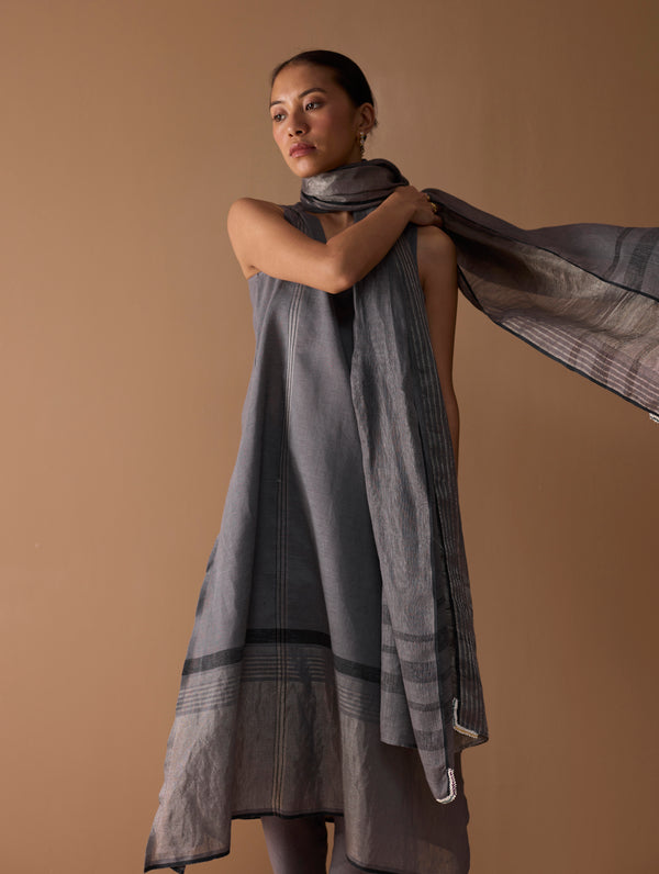 Baro Metallic Linen Stripe Dupatta - Metallic Grey