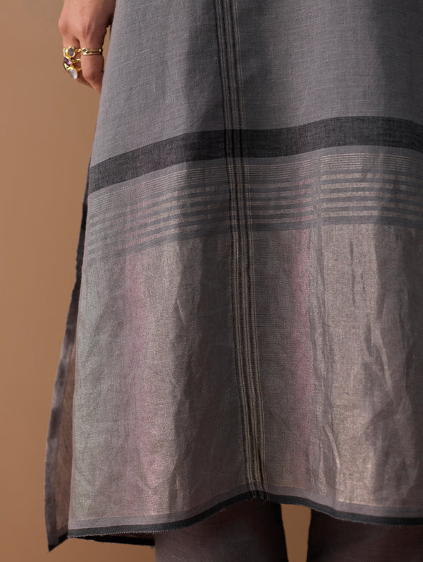 Noor Sleeveless Kurta - Metallic Grey