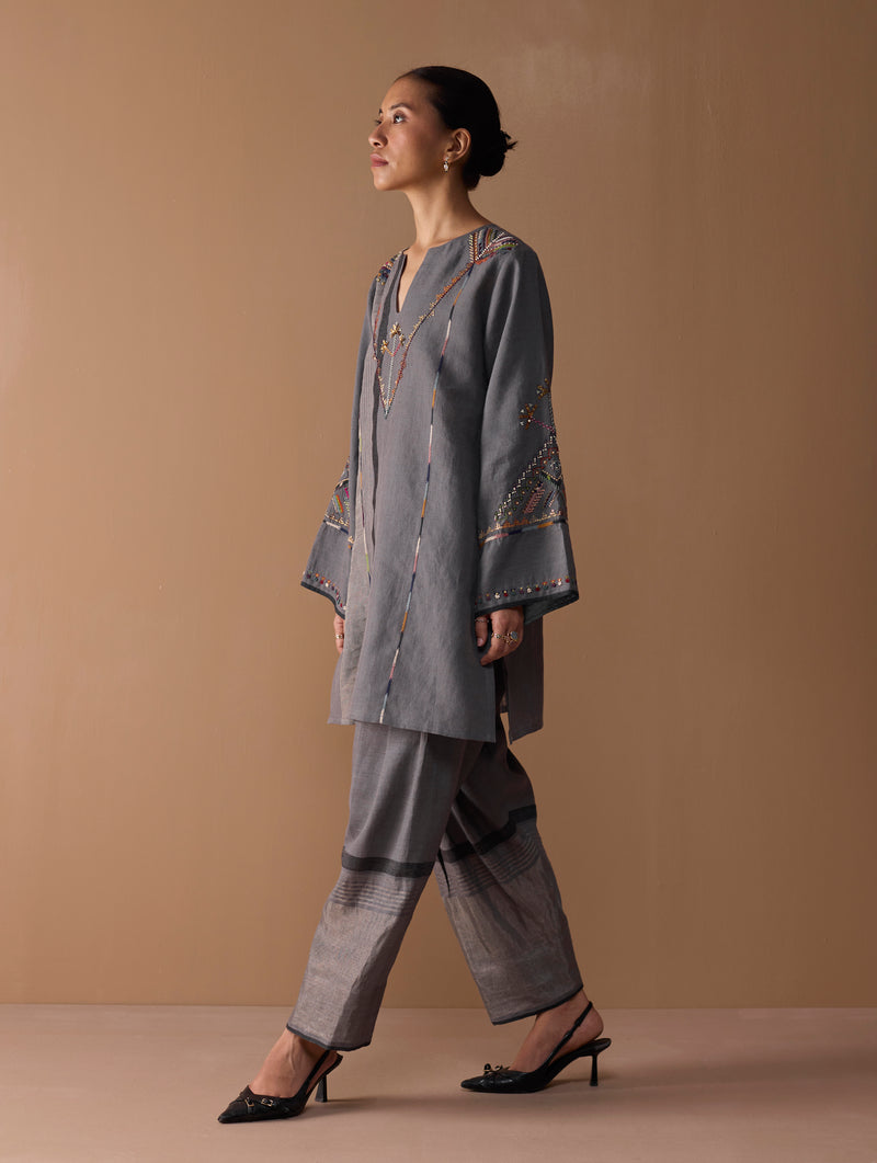 Sahar Hand-Embroidered Kurta Set - Metallic Grey