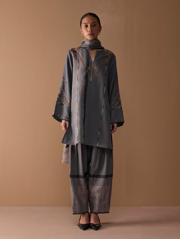 Sahar Hand-Embroidered Kurta Set - Metallic Grey