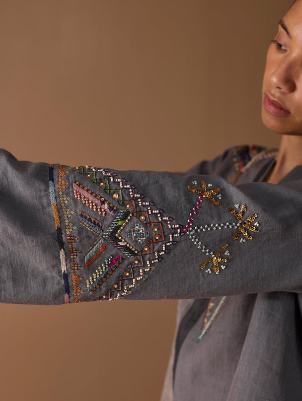 Sahar Hand-Embroidered Kurta Set - Metallic Grey