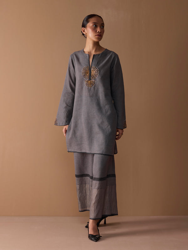 Gul Sequin Embroidered Short Kurta - Grey