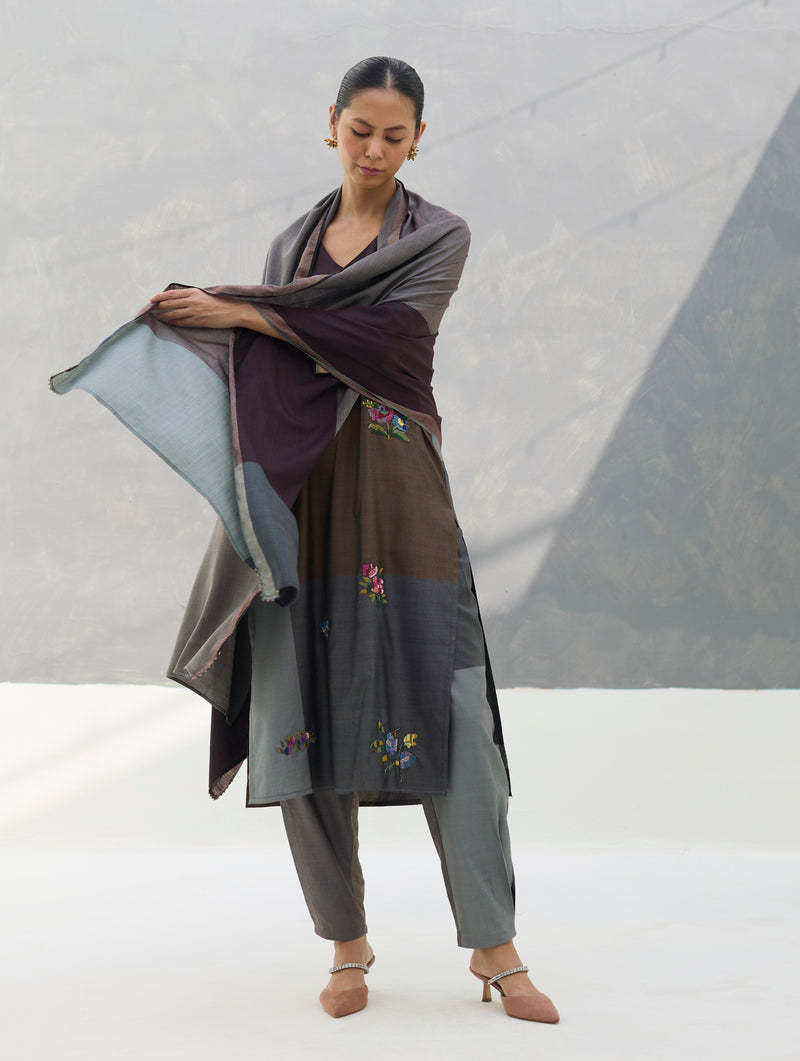 Nira Hand-Embroidered Kurta Set -  Taupe Grey